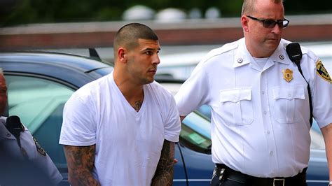 hernandes|why did aaron hernandez killed odin lloyd.